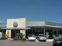 Alan Day Volkswagen New and Used car sales, Service and Parts (New Southgate) 569488 Image 0