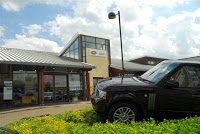 Hunters Land Rover Guildford 542737 Image 1